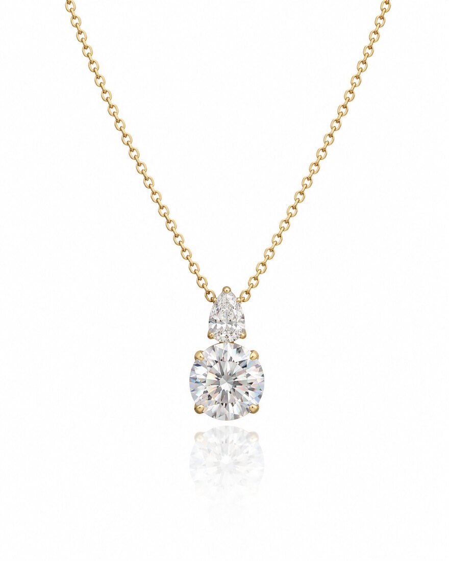 Collana con Pendente di Diamanti in Oro Giallo 4