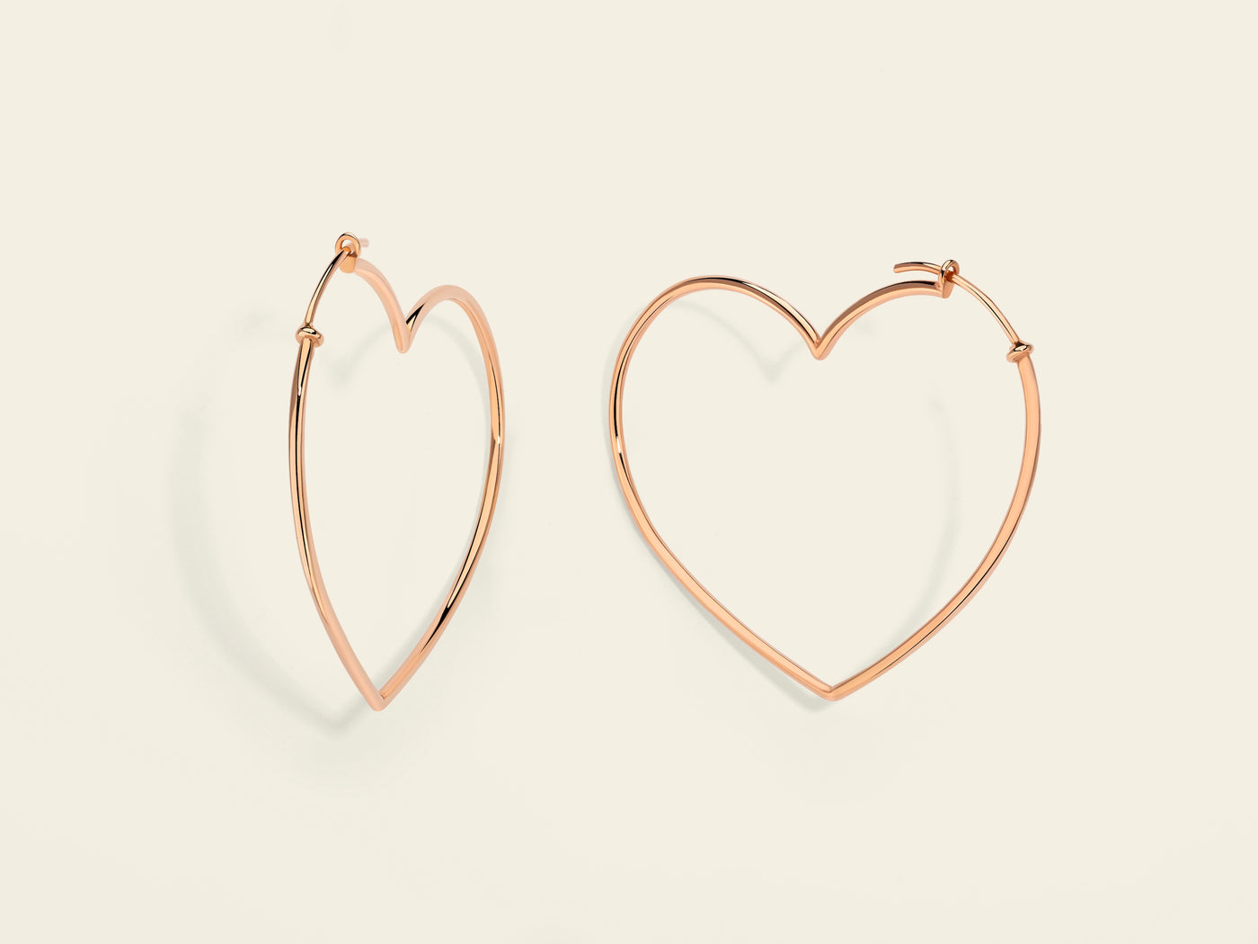 Orecchini ad anello grandi con cuore
