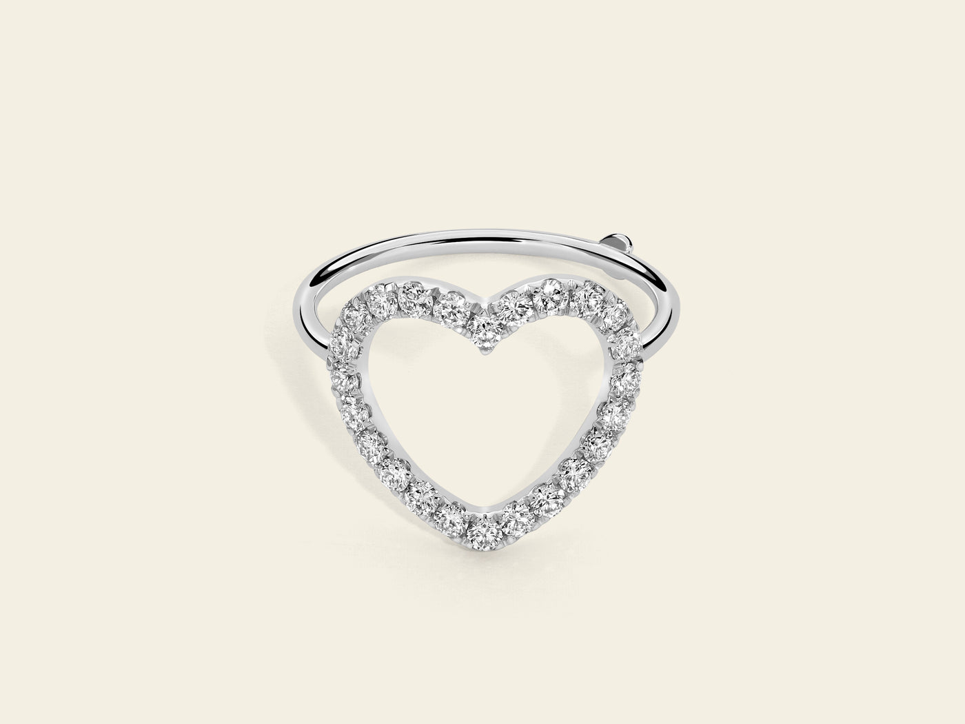 Anello cuore con diamanti