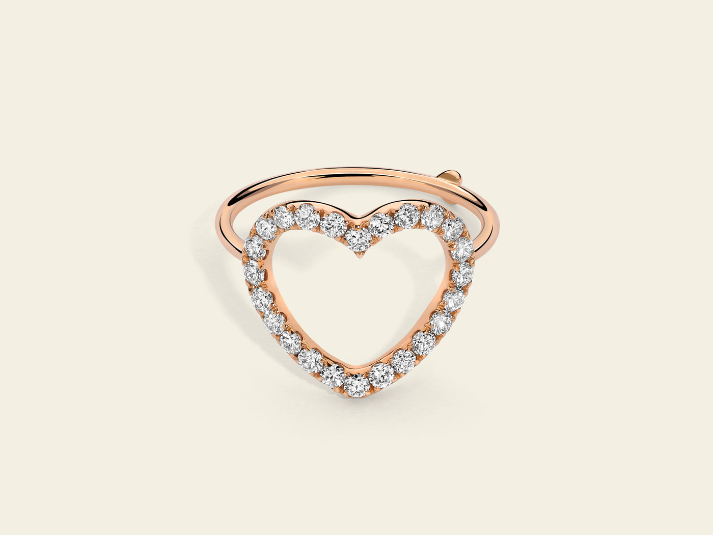 Anello cuore con diamanti